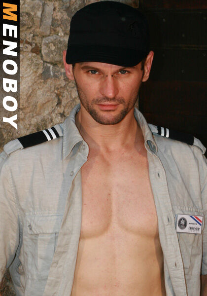 T-Bow gay porn actor