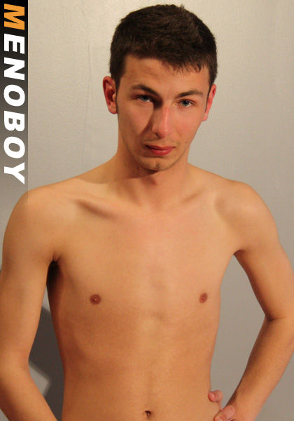 Gillyan Menoboy acteur porno gay