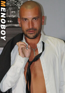 Polo Sixt acteur porno gay